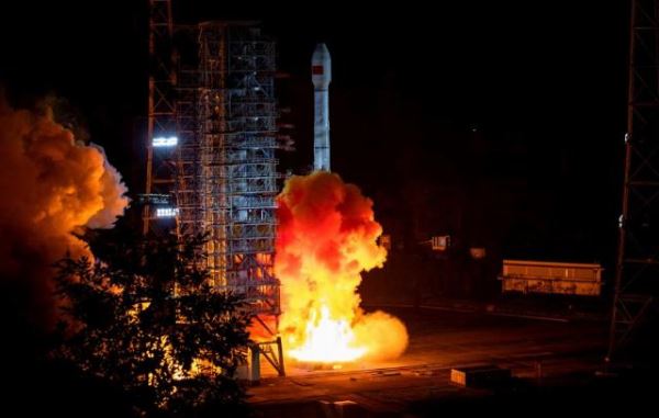 Китай успешно запустил экспериментальный спутник связи Shiyan-21