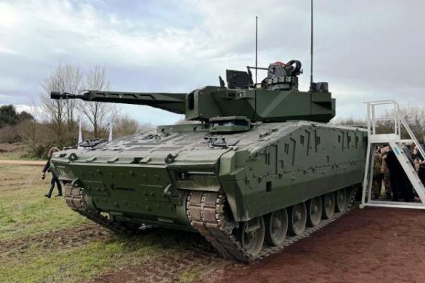 Италия заказала первые боевые машины пехоты KF41 Lynx
