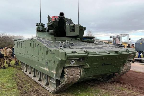 Италия заказала первые боевые машины пехоты KF41 Lynx