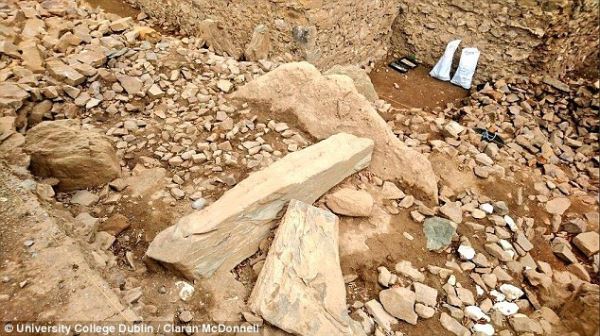 В Ирландии нашли 5500-летние гробницы с камнем, покрытым круглыми узорами