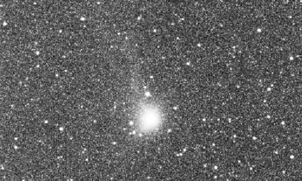 ESA показало снимок кометы 3I/ATLAS с признаками активности, сделанный зондом Juice