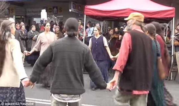 "Они обещали мне любовь и всепрощение, а на деле запрещали думать и запугивали Сатаной"